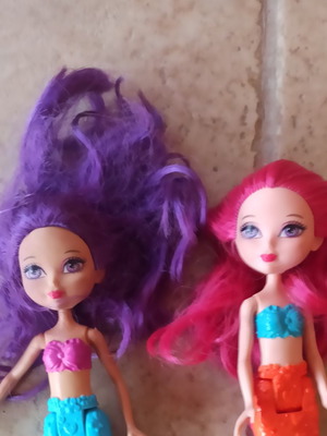 Barbie small mermaids collectible used set of 2