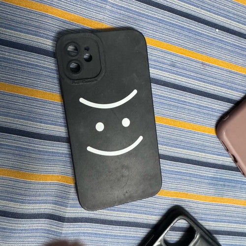 iPhone 11 cases like new