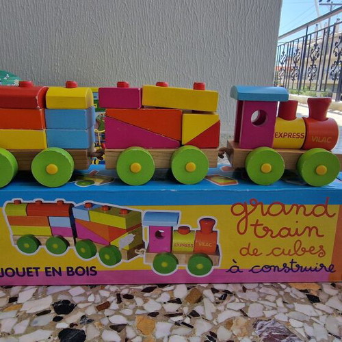 Wooden baby toys and puzzles used, pack