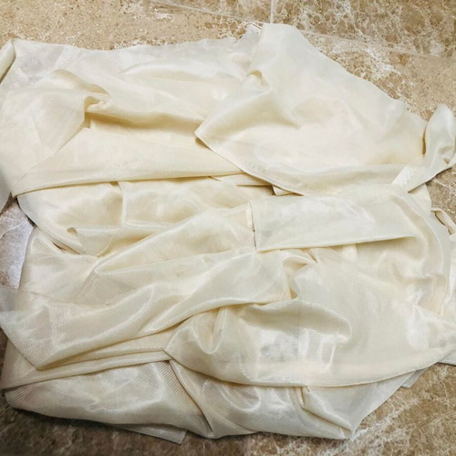Light elastic lining fabric used, beige light color
