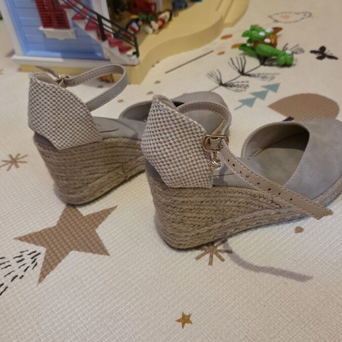 Seven summer women's espadrille-style platform sandals like new, beige, size 37