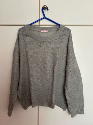 Πουλόβερ Pink Woman μεταχειρισμένο, μέγεθος L, γκρι