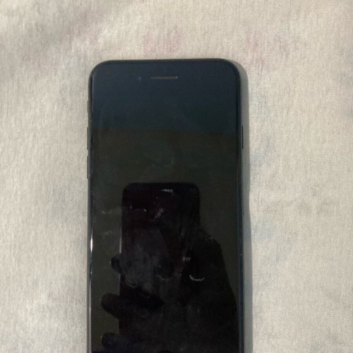 iPhone SE 2020 64GB used, black, with cracked back cover