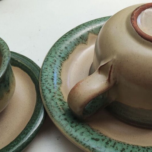 Clay tea and coffee set like new, 4 tea cups, 4 coffee cups, sugar and coffee containers, jug