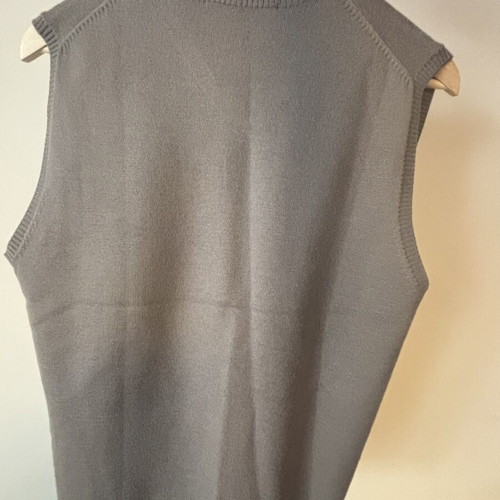 Guess sleeveless knitted sweater, grey, size L