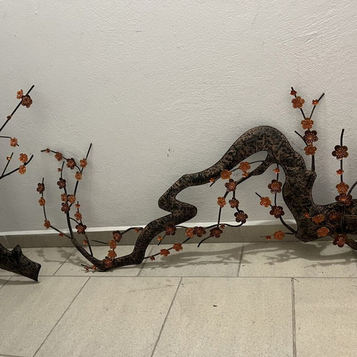Decorative iron branches used