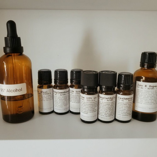 Complete Perfumery Kit with Essential Oils and Equipment, new