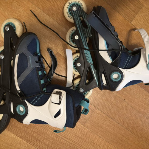 Rorrels Firefly rollerblades like new