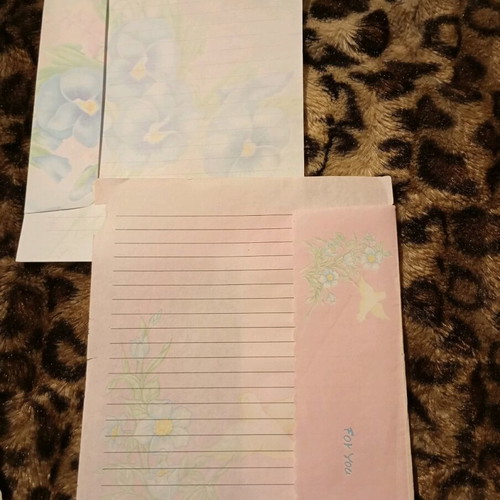 Used correspondence, 1 folder with sheets, 2 sets