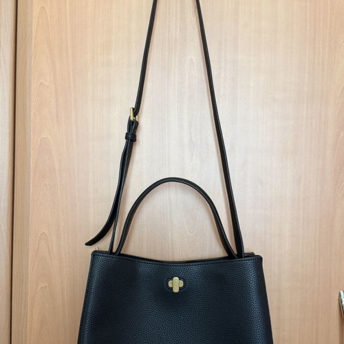 Mango crossbody bag like new, black