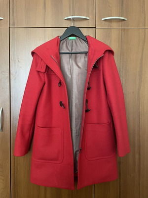 Montgomery coat United Colors of Benetton like new, red, size L