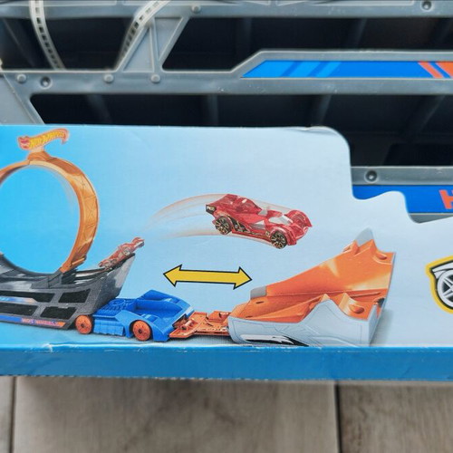 Mattel Hot Wheels Stunt & Go Truck Track, sealed