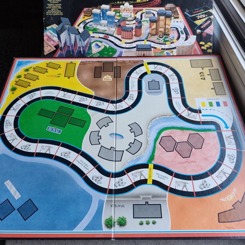 Hotel board game 80s used by MB Games