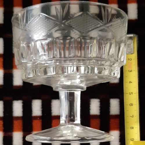 Set of 3 used liqueur glasses, 19 pieces