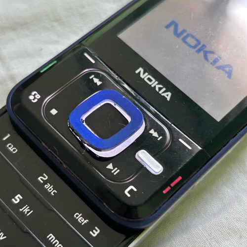 Nokia n81 like new, without battery