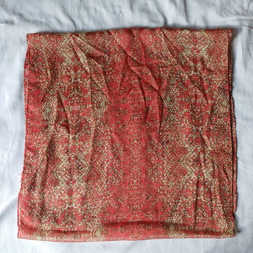 Women's scarf like new in coral and yellow tones