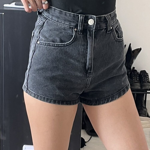 Cotton-On high-waisted mom denim shorts, size 34