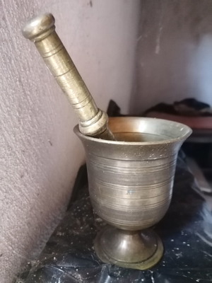 Γουδί μεταχειρισμένο παλιό βαρύ σιδερένιο του 1945-1950