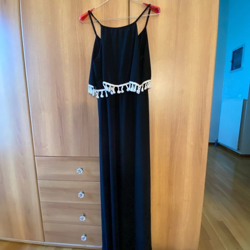 Long dress with spaghetti straps, new, black and beige