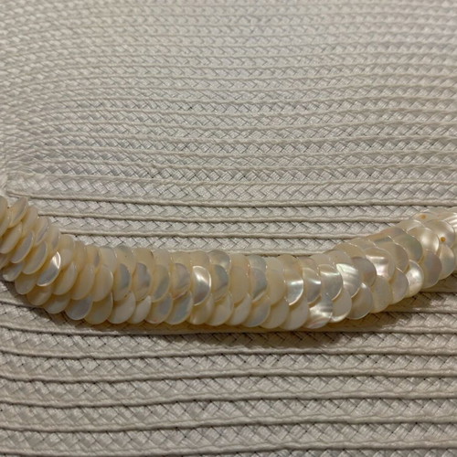 Summer bracelet made of natural shell plates new
