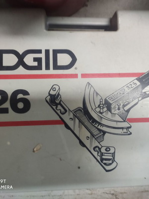 RIDGID 326 Ratchet Bender with Accessories and Carrying Case new