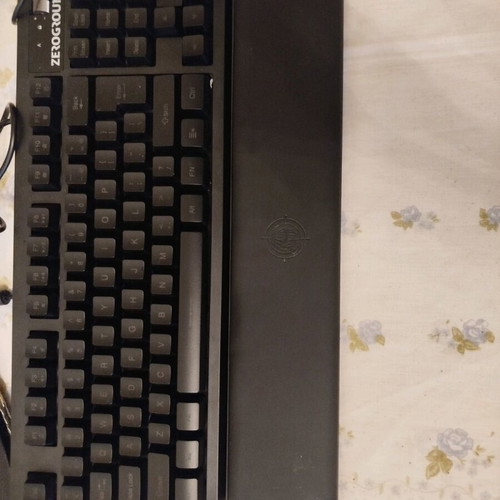 Playstation 4 Slim used