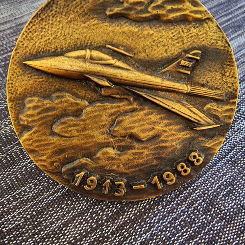Spanish Air Force commemorative bronze medal 75 years 1913-1988