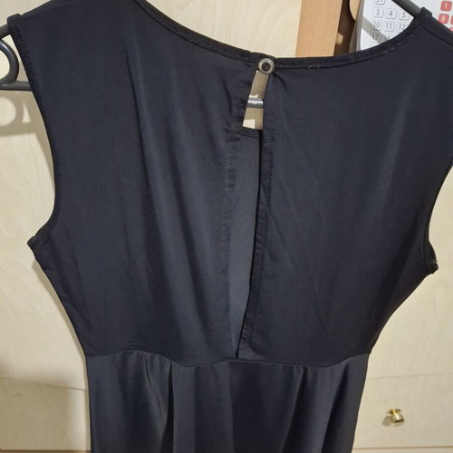 Chaton blouse medium size, shiny and cool fabric