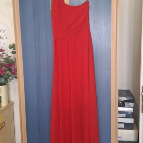 Red one-shoulder dress size large like new by Riviere