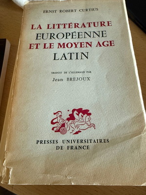 La litterature europeene et le moyen age latin book used in very good condition