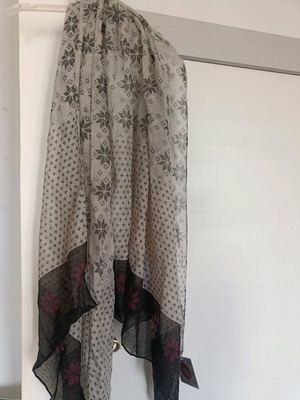 Women's scarf new, thin lightweight fabric