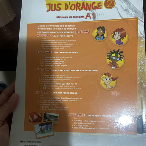 Jus d'orange 1 French learning book A1.1