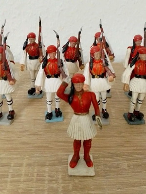 Athina Evzones figures used, red uniform