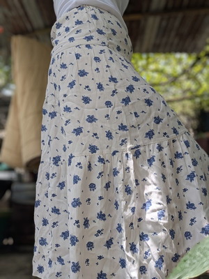 Sezane skirt used, floral, white, size XS