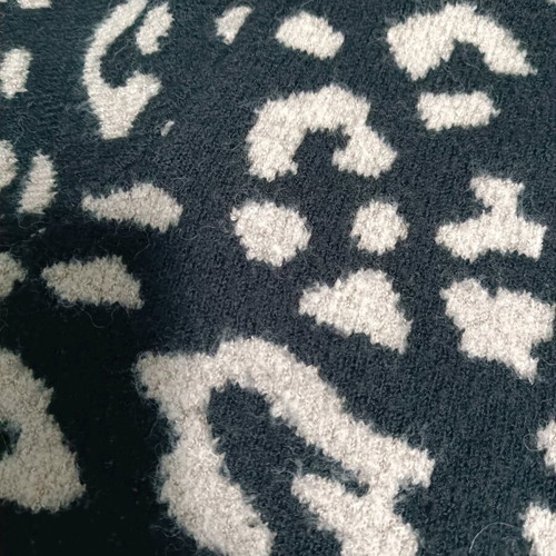 Zara sweater used, size M