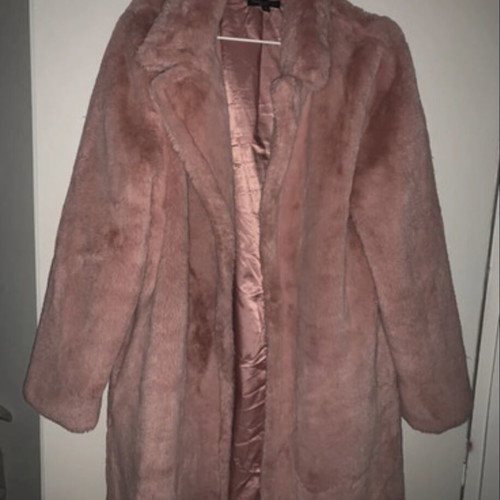 Pink fur coat like new