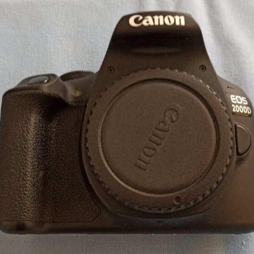 Canon EOS 2000D body like new