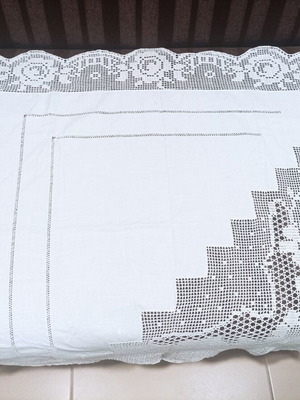 Handmade square tablecloth 85x85 cm white like new