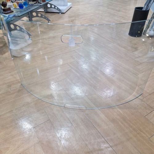 Convex fireplace screen new, height 55, width 94