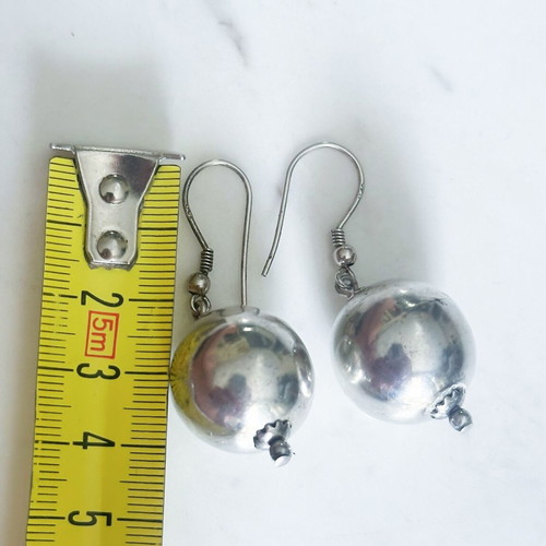 Vintage silver 925 ball earrings used