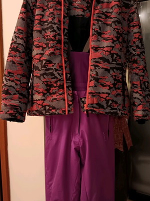 McKinley jacket and Admiral ski pants set like new