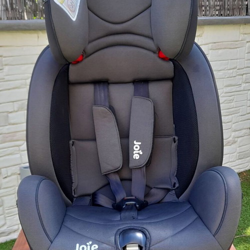 Joie Stages Ember grey child car seat 0–25kg
