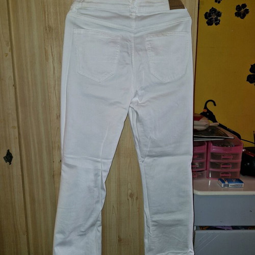 American Eagle white flare jeans like new size L