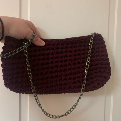Knitted burgundy shoulder bag new, handmade