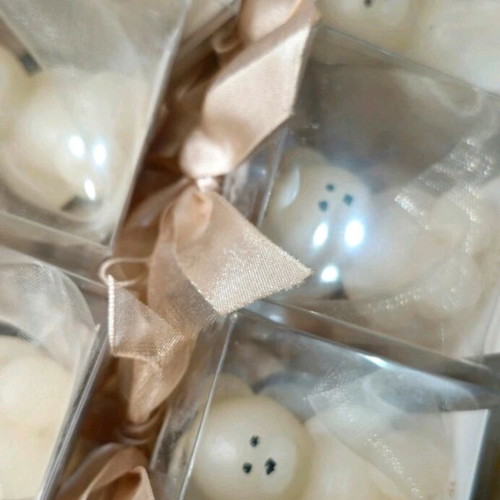 Bombonieres new, pack of 48 scented bear candles