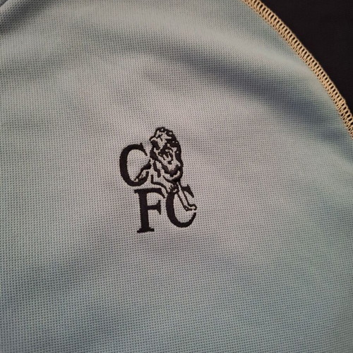 Chelsea Umbro Training Shirt 2002-03 size M good condition