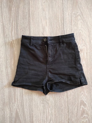 Divided Jeans Shorts Women's Size 32 Like New Black