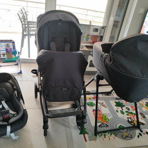 Inglesina Electa Quattro Baby Stroller Set like new with Darwin and bag