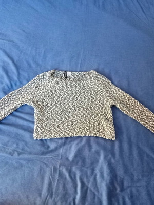 H&M blouse like new, black and white, size XS