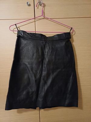 Leather skirt classic vintage, size M